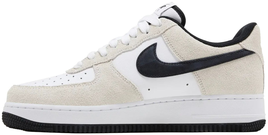 NIKE AIR FORCE 1 LOW '07 LV8 WHITE BLACK