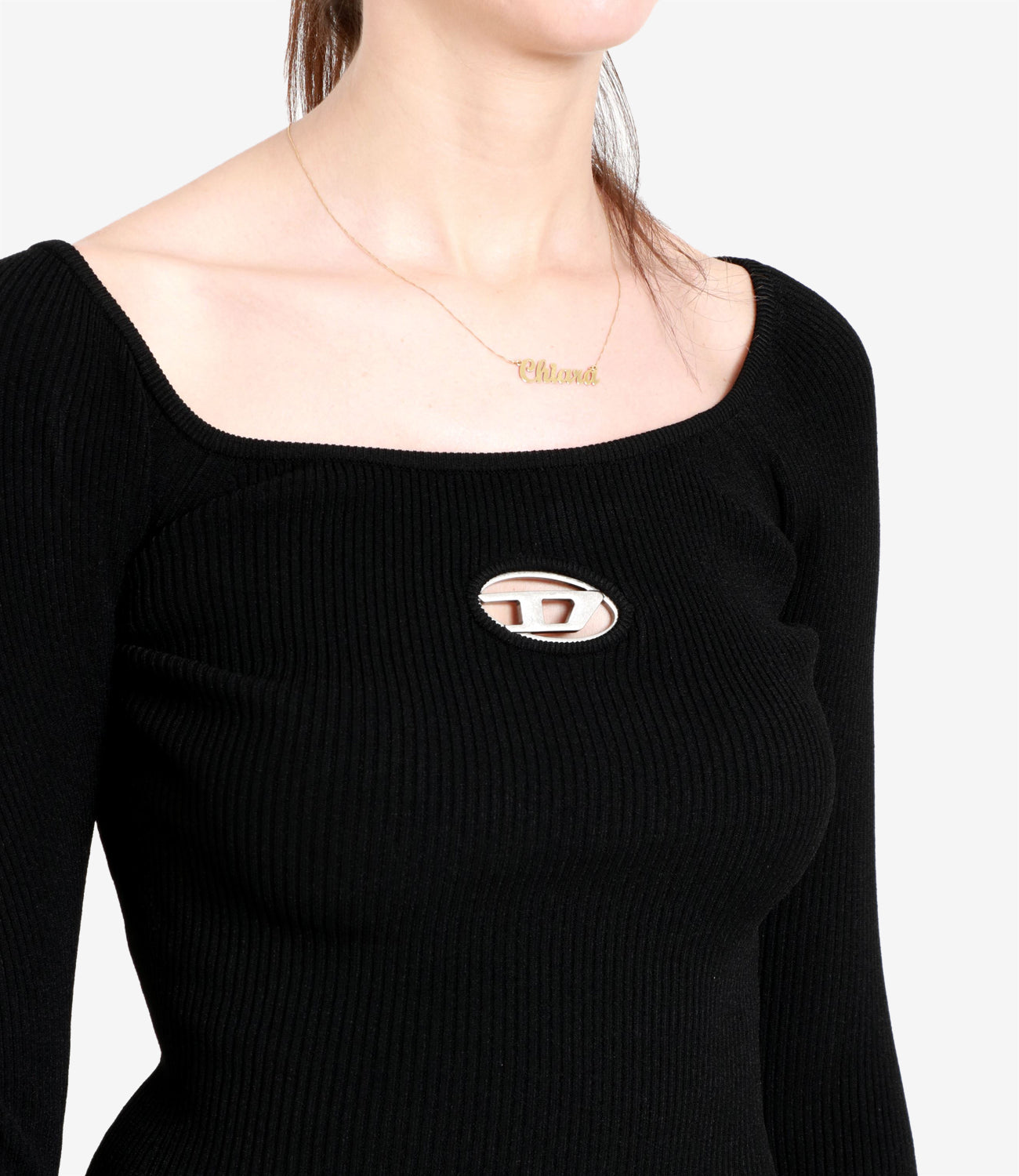 Diesel ディーゼルは黒いドレスを着ています - Image 2