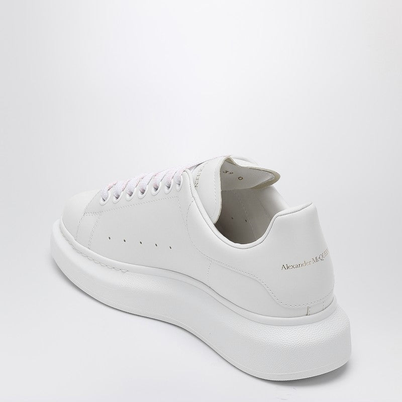 Alexander McQueen アレクサンダーMCクイーンホワイト特大スニーカー - Image 2