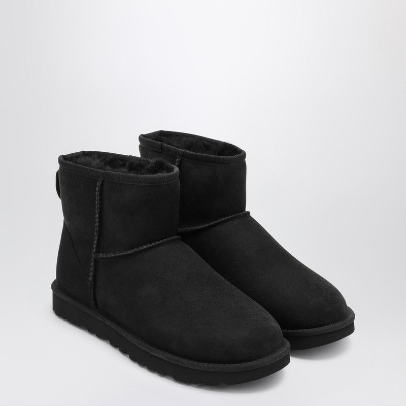 Ugg Ugg Classic Mini Ii Boots In Black - Image 2