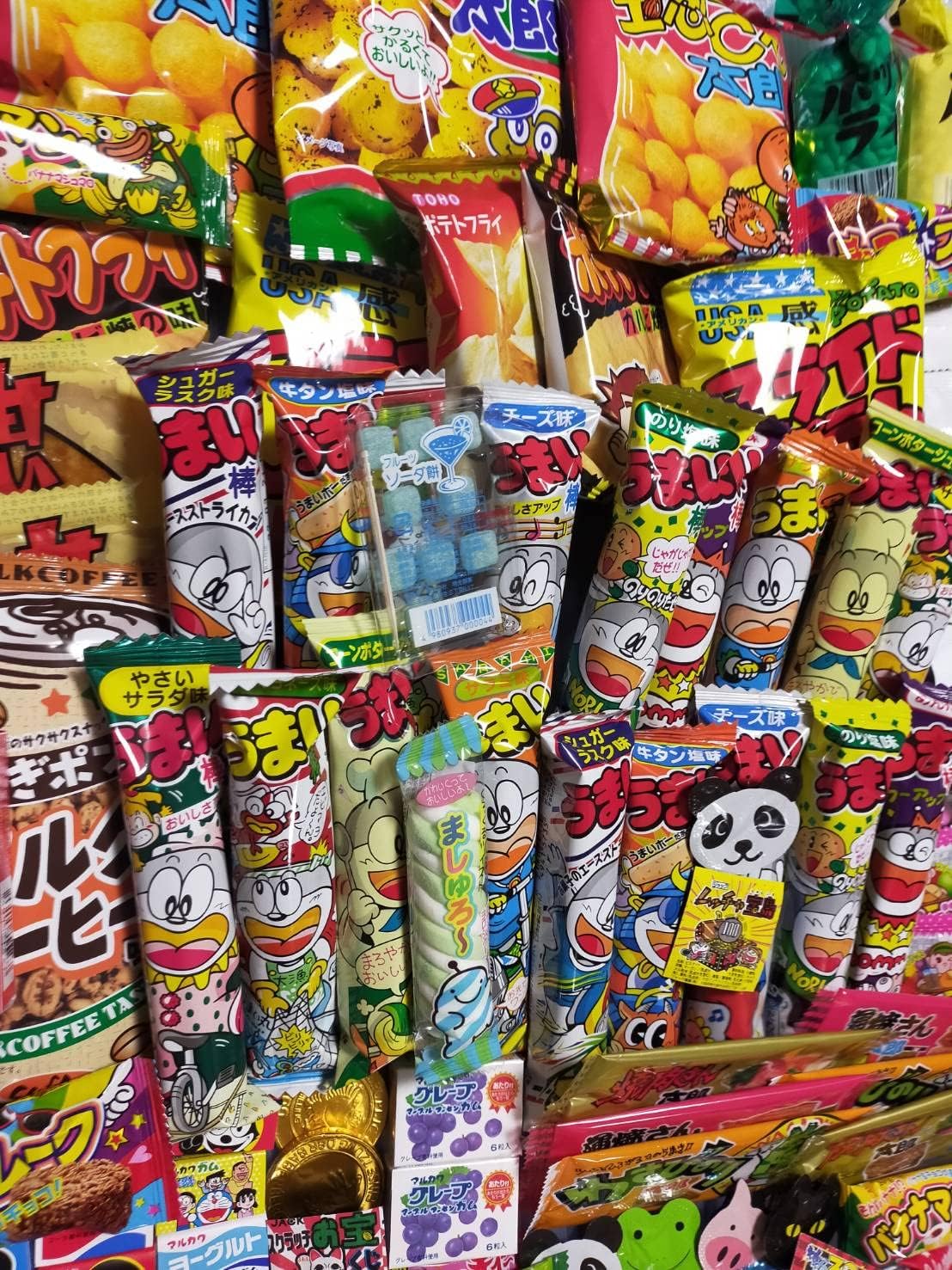 No Brand Item Assorted Snacks 100-Piece Set