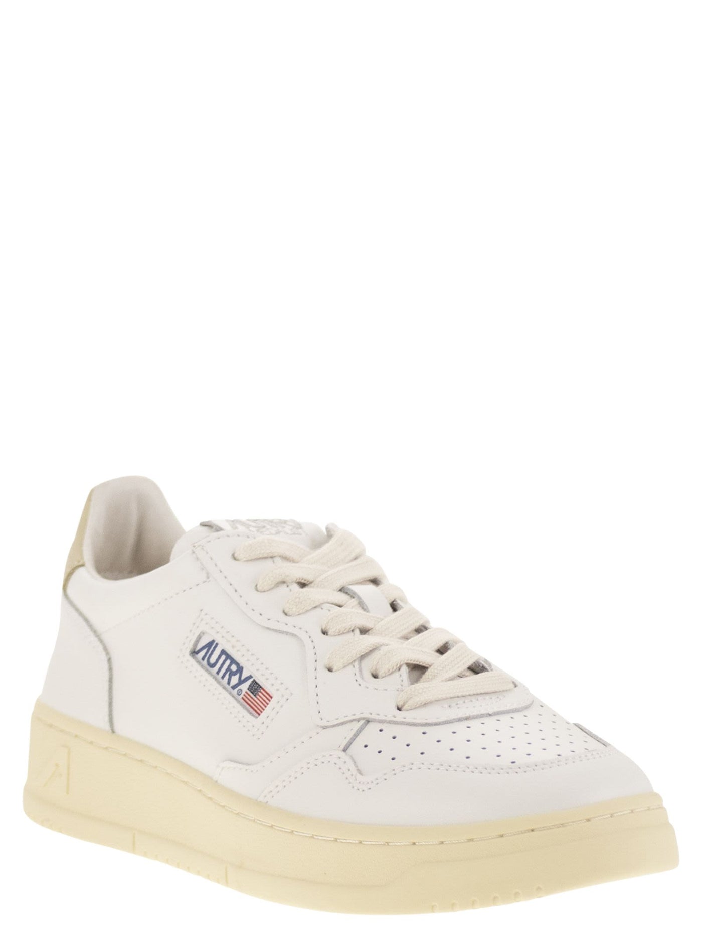 Autry Medalist Low Leather Sneakers - Image 2