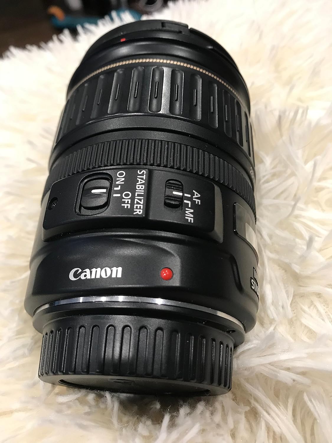Canon EF 28 – 135 mm f/3.5 – 5.6 is USM標準ズームレンズfor Canon SLRカメラ – ホワイトボックス