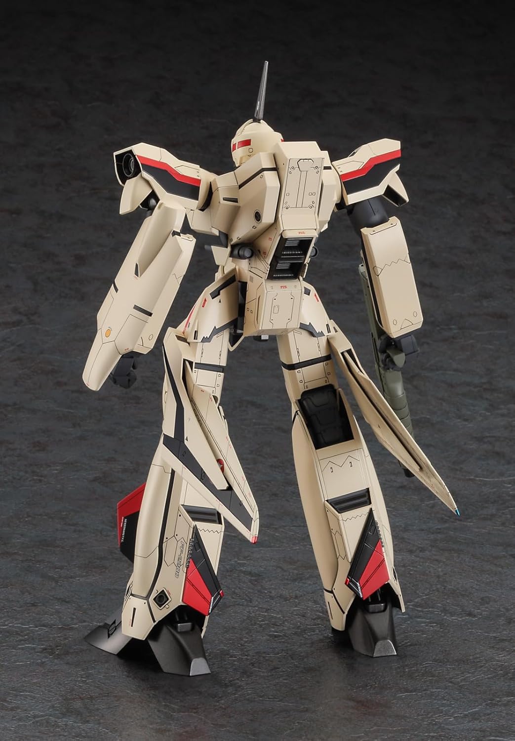 Hasegawa Macross Plus YF-19 Battroid, 1/72 Scale Plastic Model M33