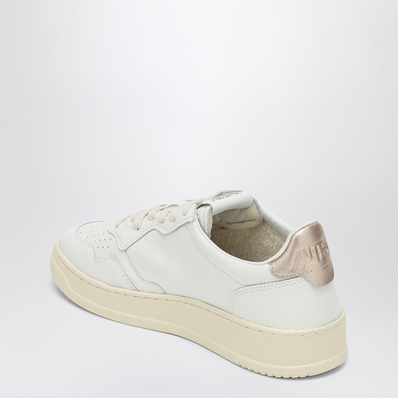 Autry Medalist White/Gold Leather Trainer - Image 2
