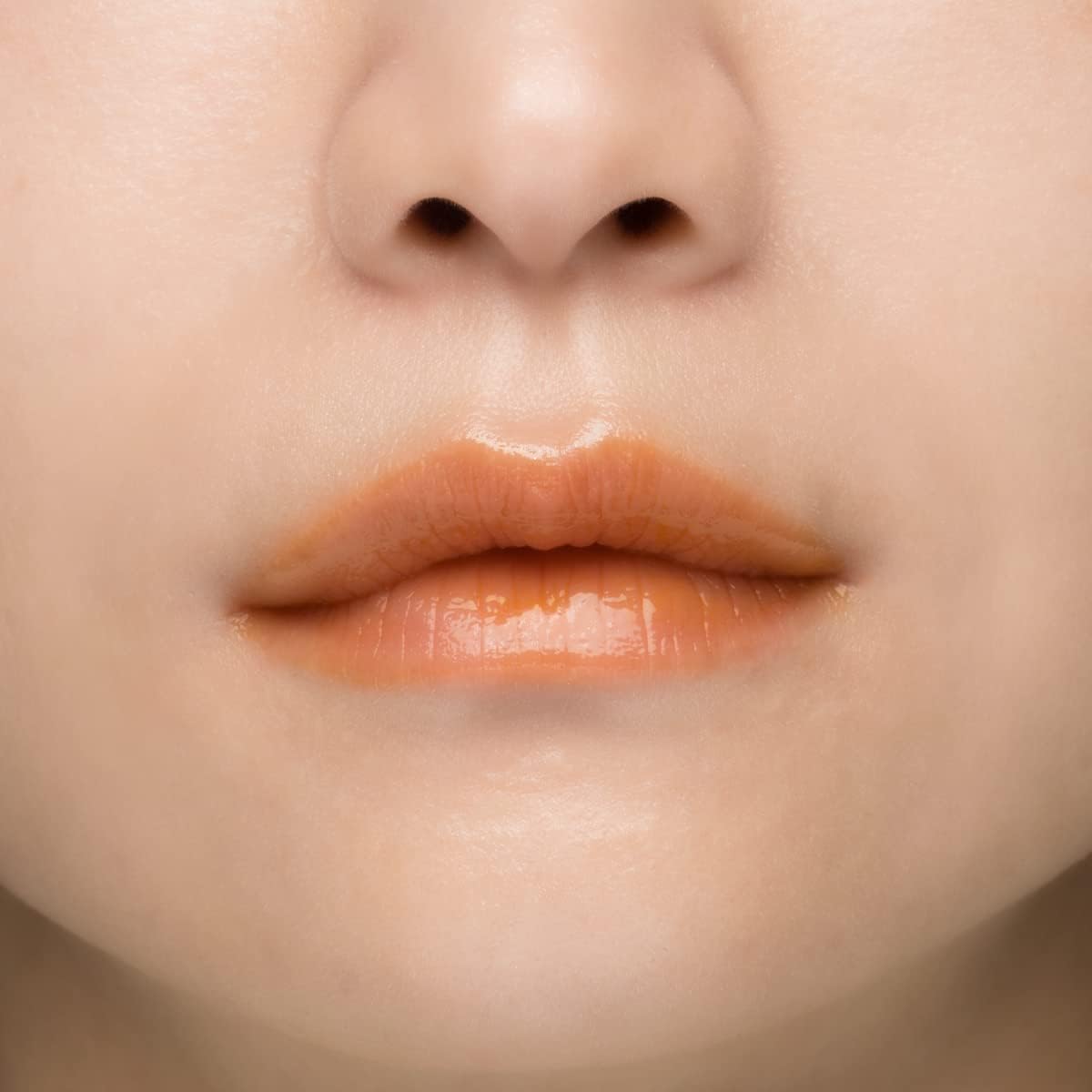 OSAJI Nuance Lip Gloss "3D Lips/Protects Against Dryness Sensitive Skin Lip Protection, Layered, Beautiful Color, Glossy, Transparency", 0.1 oz (4.7 g) / 03 Senkou