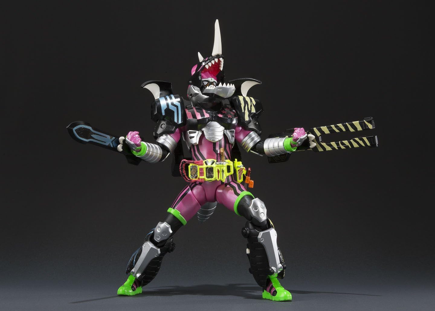 TAMASHII NATIONS S.H.フィギュアーツ 仮面ライダーエグゼイド ハンターアクションゲーマー レベル5 約160mm ABS&PVC製 塗装済み可動フィギュア