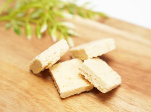 Sunny Road Okayama White Peach Phytaine Chocolat, Pack of 20
