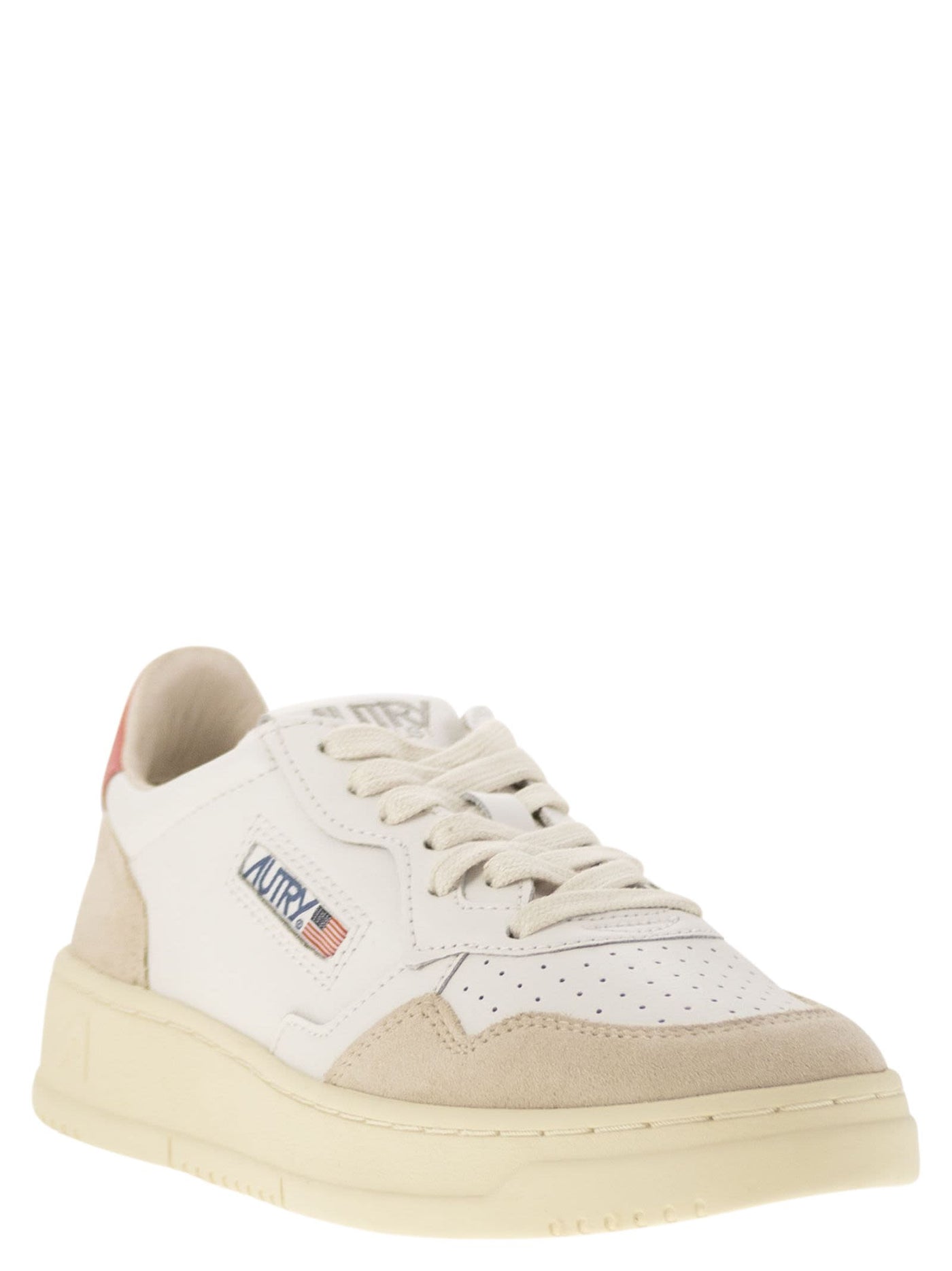 Autry Medalist Low LeatherとSuede Sneakers - Image 2