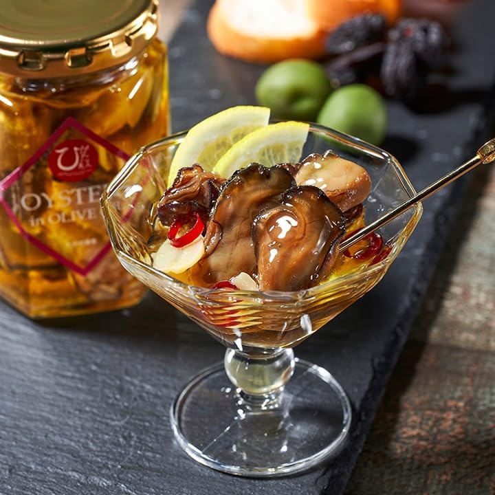 Oysters Pickled in Olive Oil in Nakatsu City, Kyushu, Oita Prefecture, Brand Oyster Higata Bijin, 4.4 oz (125 g)