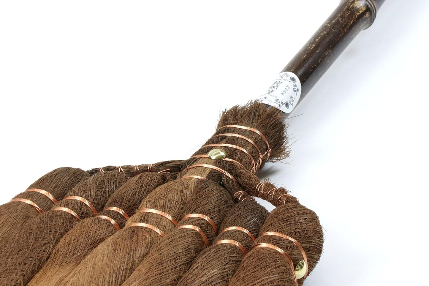 Katsunosuke Yamamoto Shop Kanichi Brown 7 Ball Broom with Long Handle (Leather Wrap), Traditional Craft, Kakayama Prefecture, Kakayama Prefecture, We have purchased a brown broom directly from Katsunosuke Yamamoto store. This is a genuine product