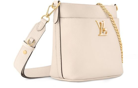 LOUIS VUITTON Lock and Walk - Image 2