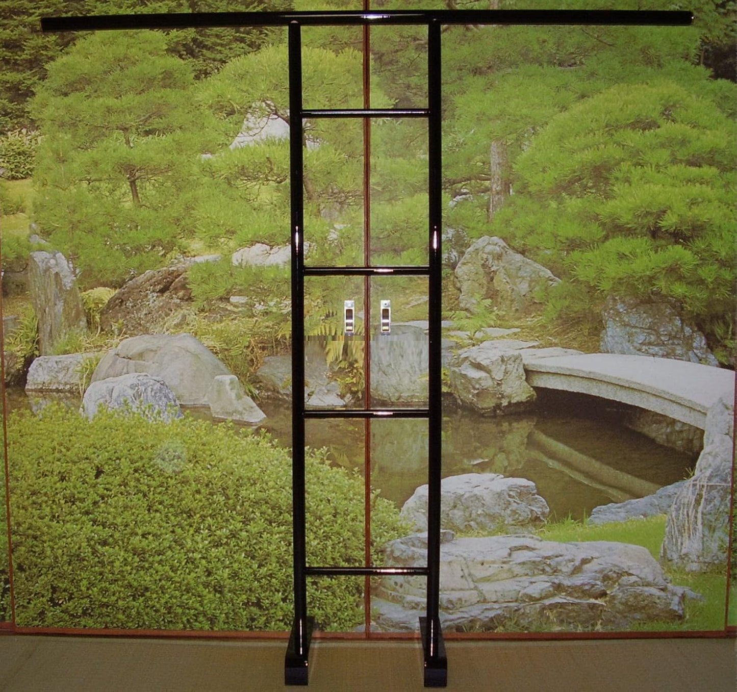 Suzuki Mockoujo, Cleat Type Clothing Girder, Height 66.9 inches (170 cm), Black Painted Large