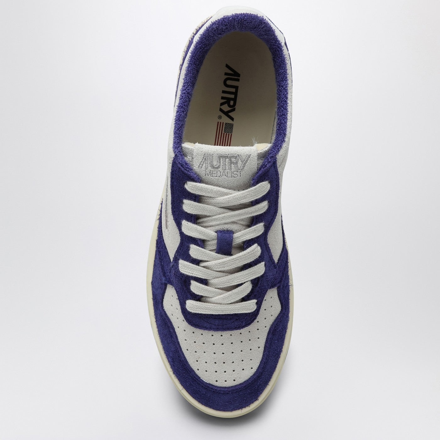 Autry Sneaker White/Lily Suede Medalist - Image 3