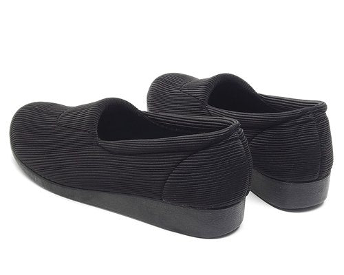4E Loose Wide Stretch Slip-on Shoes, Made in Japan, Black