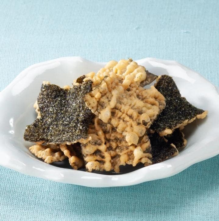 《Maruka Foods Official Online Shop》 Noriten with Kishu Plum and Red Shiso Scented Crispy Noriten Set, Appetizer, Popular Snack (65g 5-Piece Set)