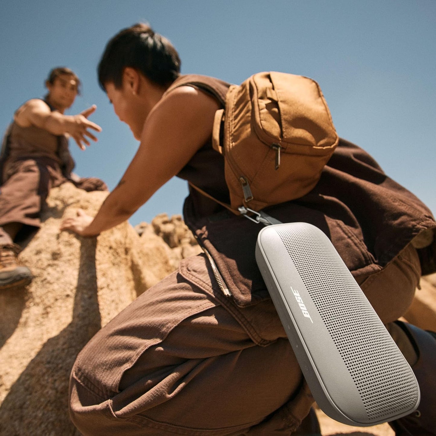 Bose SoundLink Flex Portable Speaker (2nd Gen) Wireless Bluetooth Mini Portable Speaker with Hi-Fi Audio, Up to 12 Hours of Playtime, Waterproof and Dustproof, Sandstone