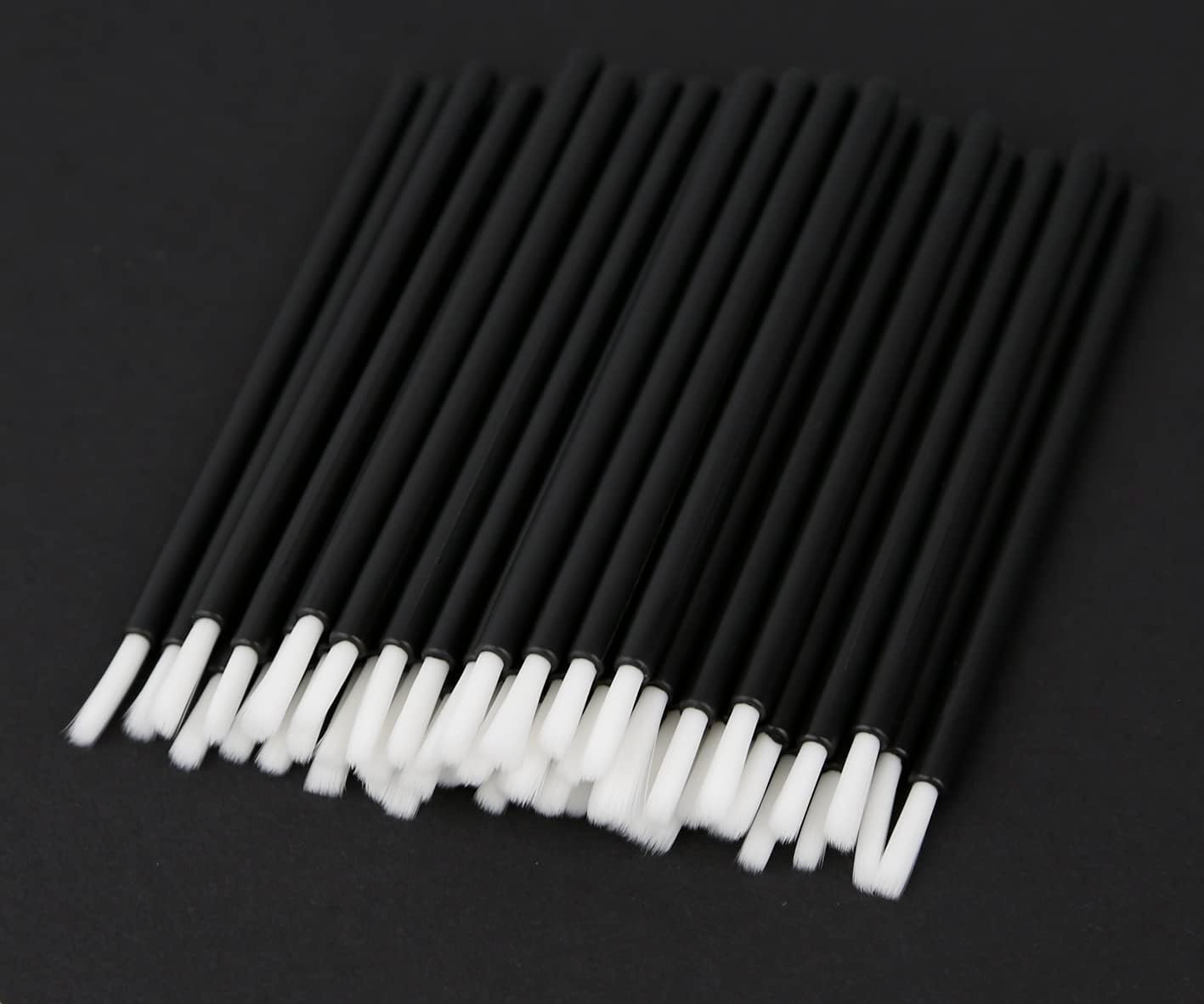 KOLAMOON 100 Pcs Disposable Brushes Plastic Paint Brushes Model Brushes Paint Melting Putty Cement Glue Plastic Model Figures Painting Brushes Large Capacity (Thick Brush)