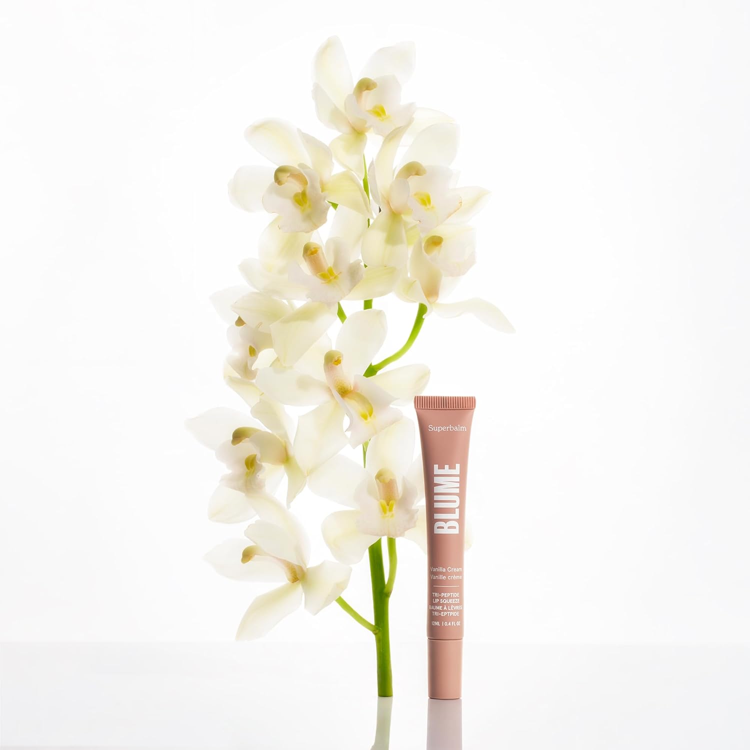 Blume Tri-Peptide Vanilla Lip Balm - Hidratante labial Superbalm con manteca de karité y escualano para hidratar profundamente y curar labios secos y agrietados, libre de crueldad animal y vegano (0.4 onzas líquidas)