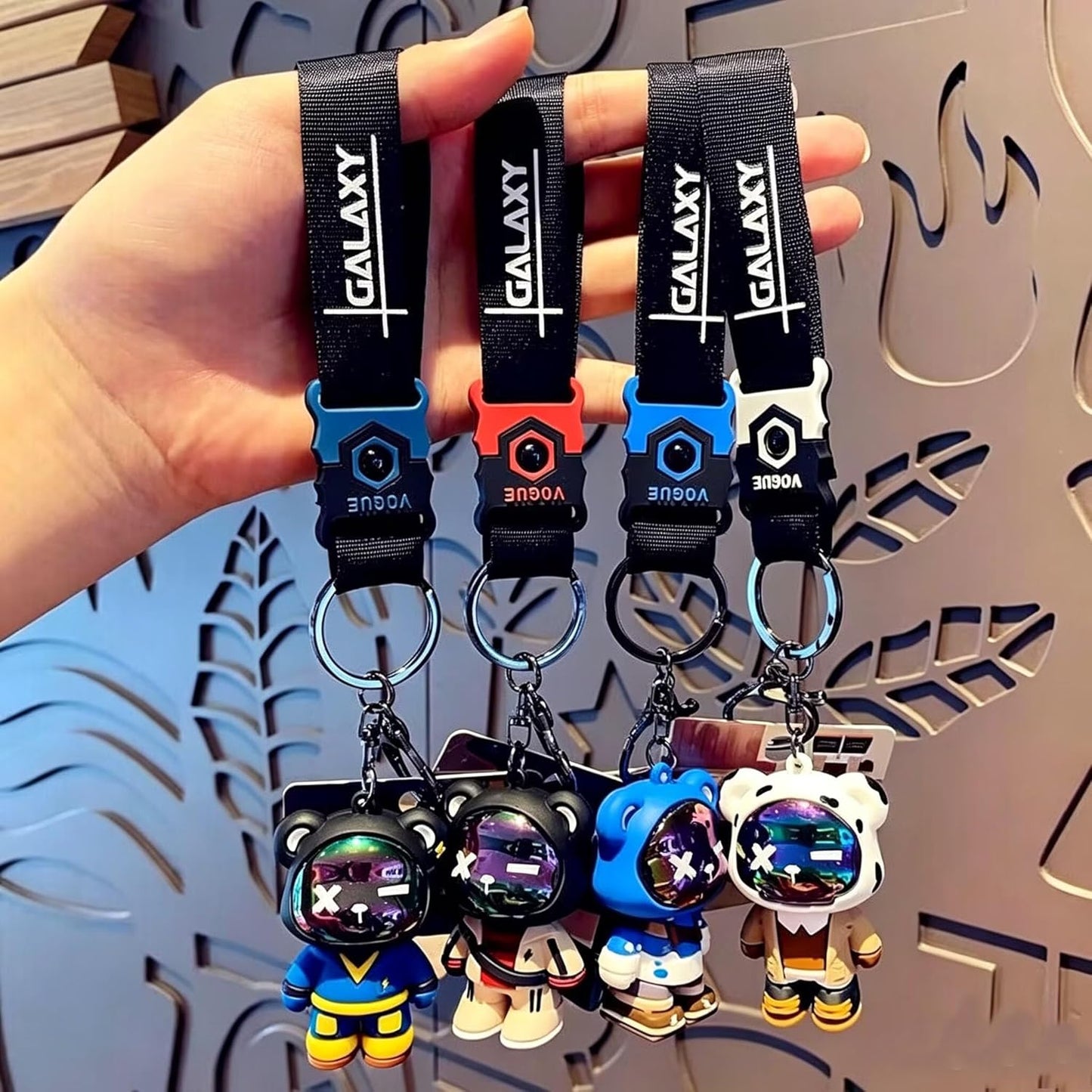 [AIXAUN] Trendy Cool Lightning Keychain Unique Bag Strap Women's Delicate Keychain Cartoon Men's Car Keychain (Type 1)