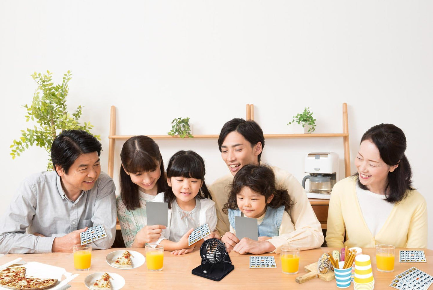 Hanayama Portable Bingo for Ages 6 and Up