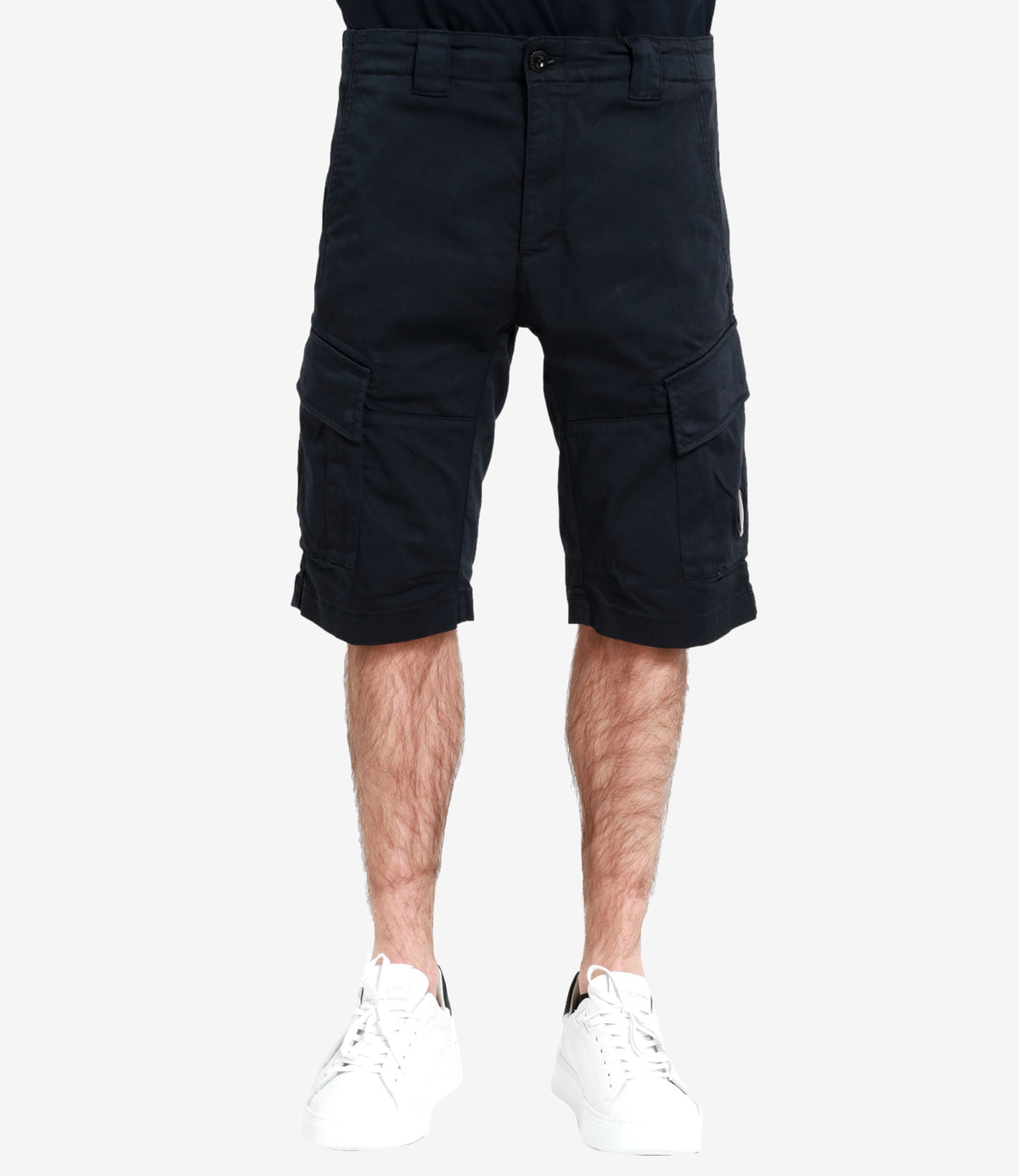 C C.P.会社のショートパンツ - Image 3