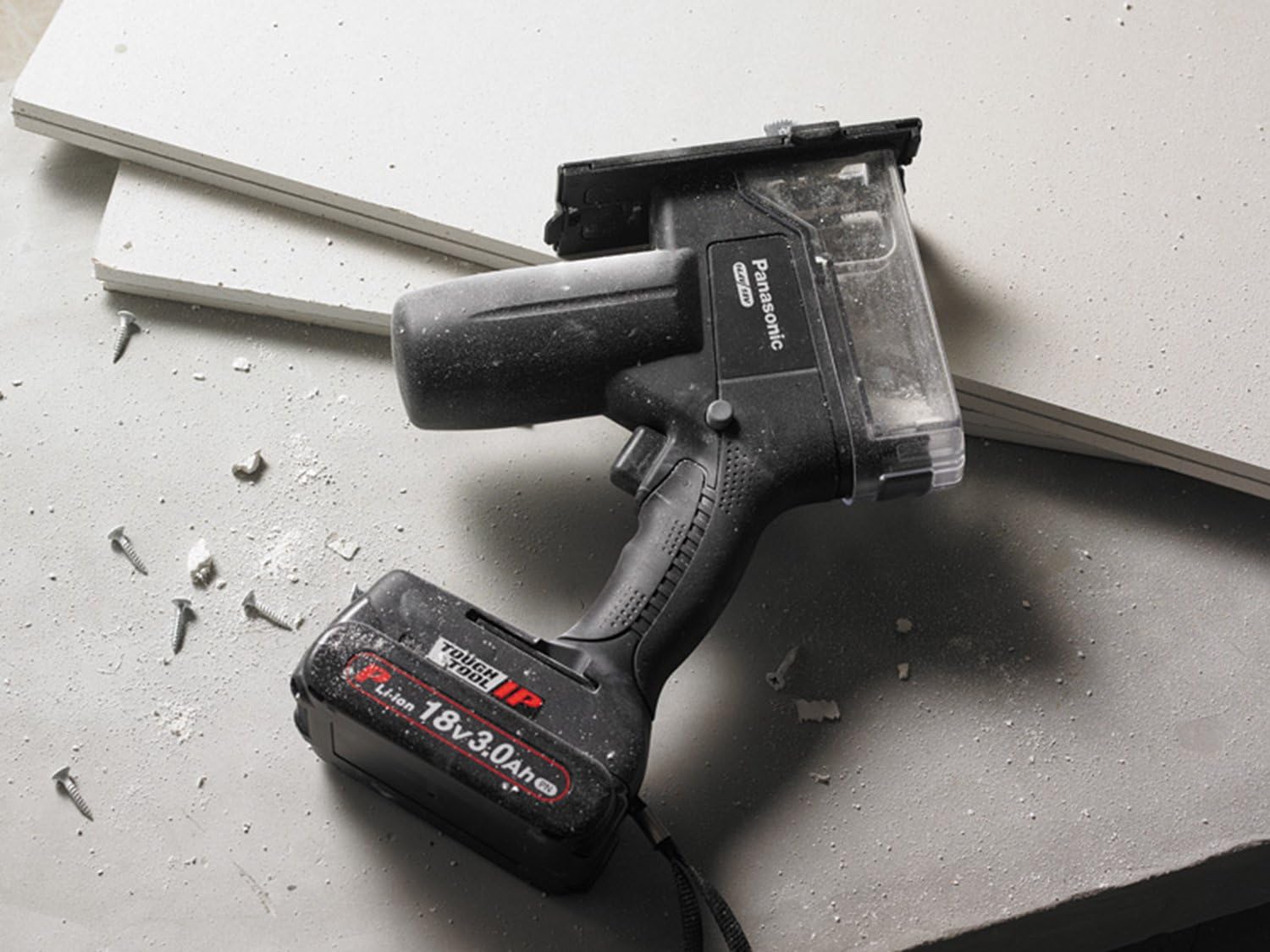 Panasonic (Panasonic) Cordless Angle Cutter, Main Unit Only (Battery Pack/Charger/Case Sold Separately) Dual (14.4V/18V Compatible) IP5X Cutting for Wood 15mm and Plasterboard 30mm EZ45A3X-B Black