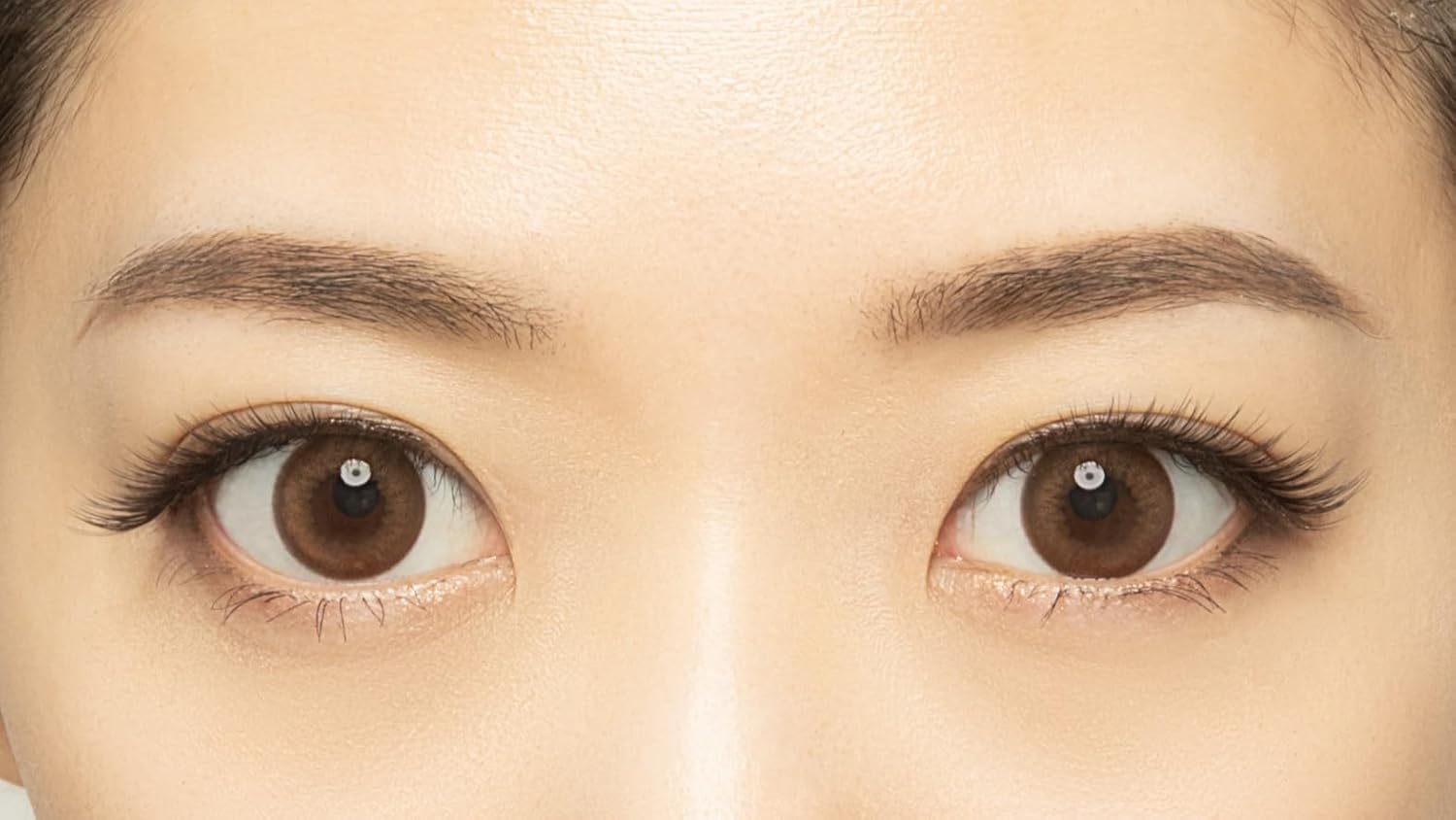 Diamond Rash Diamond Lash [Heroine Eye] 5 Pairs (for upper eyelashes) With long bundles of hair attached to the buttocks that make your eyes shine at the main level