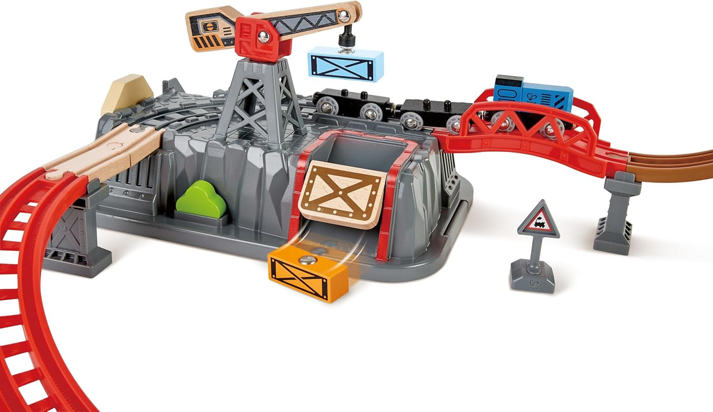 Hape E3764 Clean Up Box Rail Set