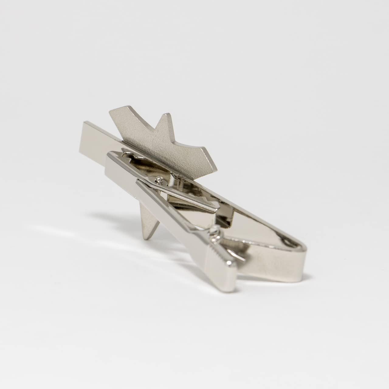 Groove Garage Ultraman Trigger GUTS-SELECT Tie Clip, Cloisonne, Alloy