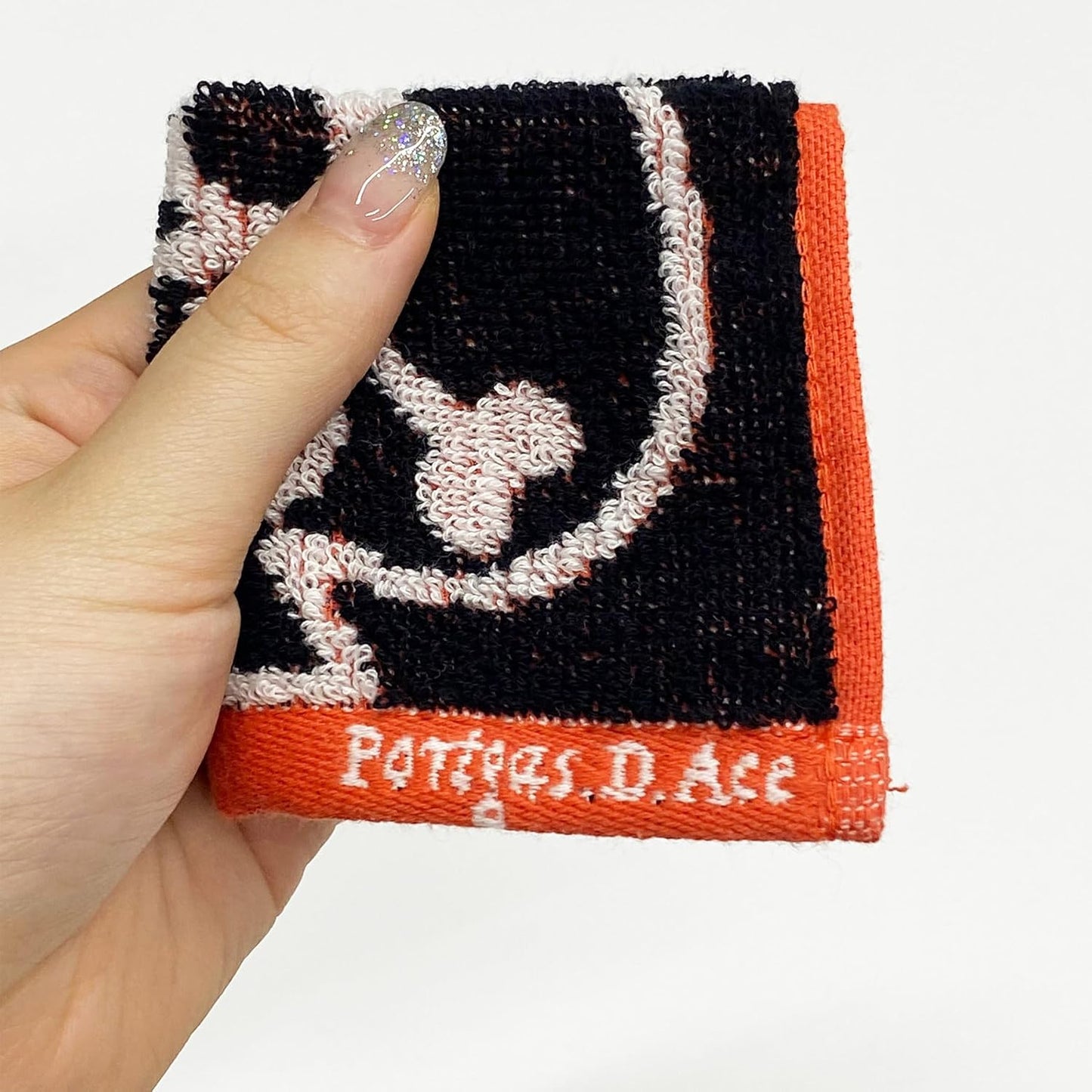 BANDAI 6765008200 One Piece Mini Towel, Mini Ace, Small, Mini Size, Approx. 5.9 x 5.9 inches (15 x 15 cm)