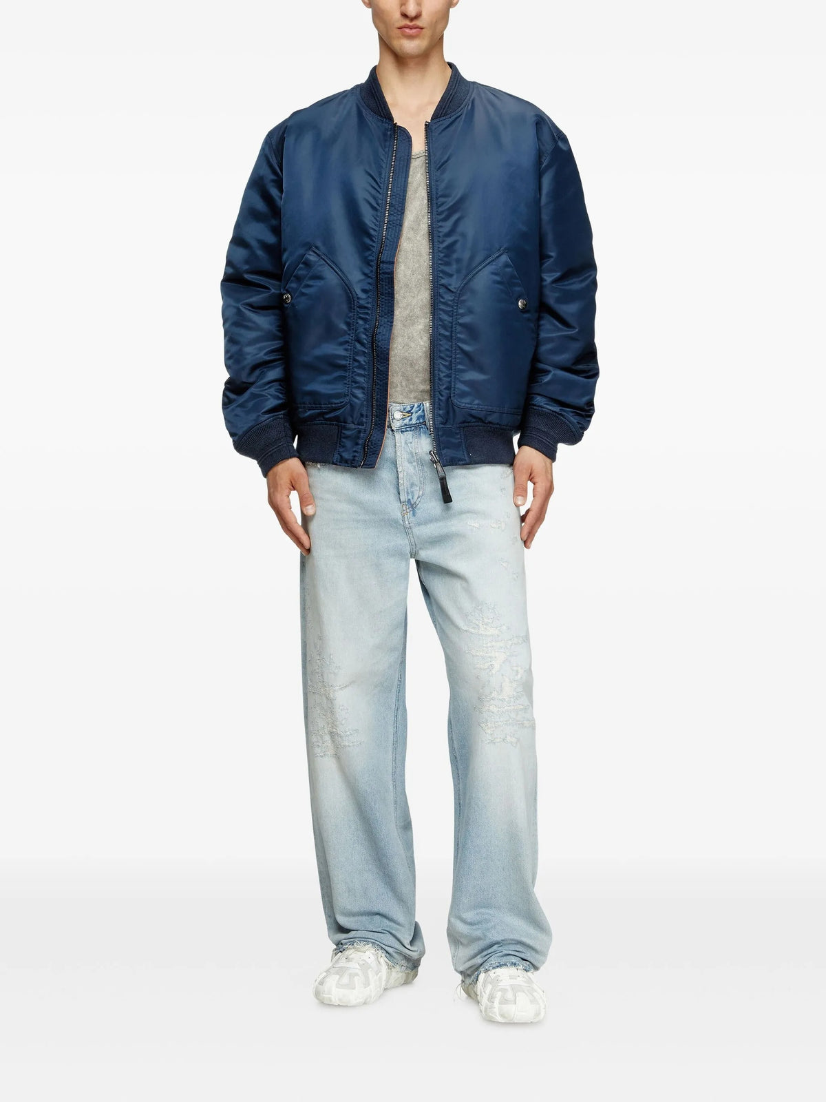 Diesel 次の表が追加されています。 - Image 3