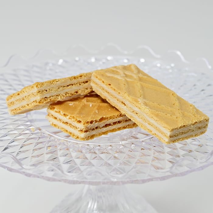 Obuse Chestnut Chocolate Sandwich Cookies 16 Pieces with Shinshu Obuse Chestnut Paste (1 Box, 16 Pieces)