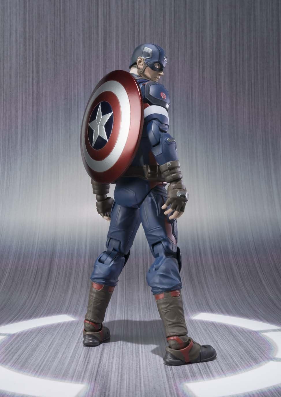 SH Figuarts Avengers: Captain America ABS & PCV Assembled and Painted Articulated Figurine (6.1 inches/155 millimeters)