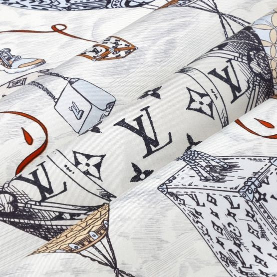 LOUIS VUITTON Up And Away Square 90 - Image 3