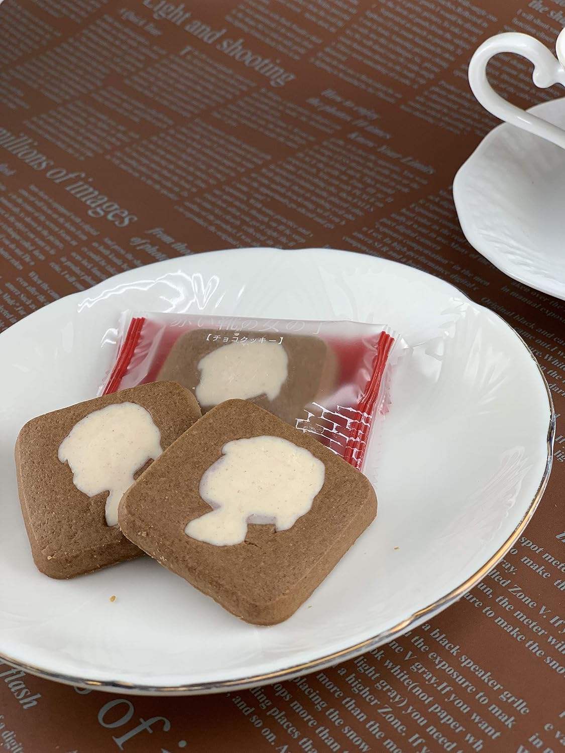 Yokohama Souvenir Yokohama Marine Foods Red Shoe Girl Strawberry Chocolate Cookies 12 pieces Mail Order Gift For Gifting Confectionery Baked Goods New Year's Gift Mid-year Gift Year-end Gift