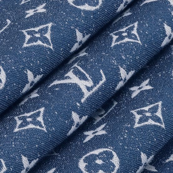 LOUIS VUITTON My Daily Denim Shawl - Image 3