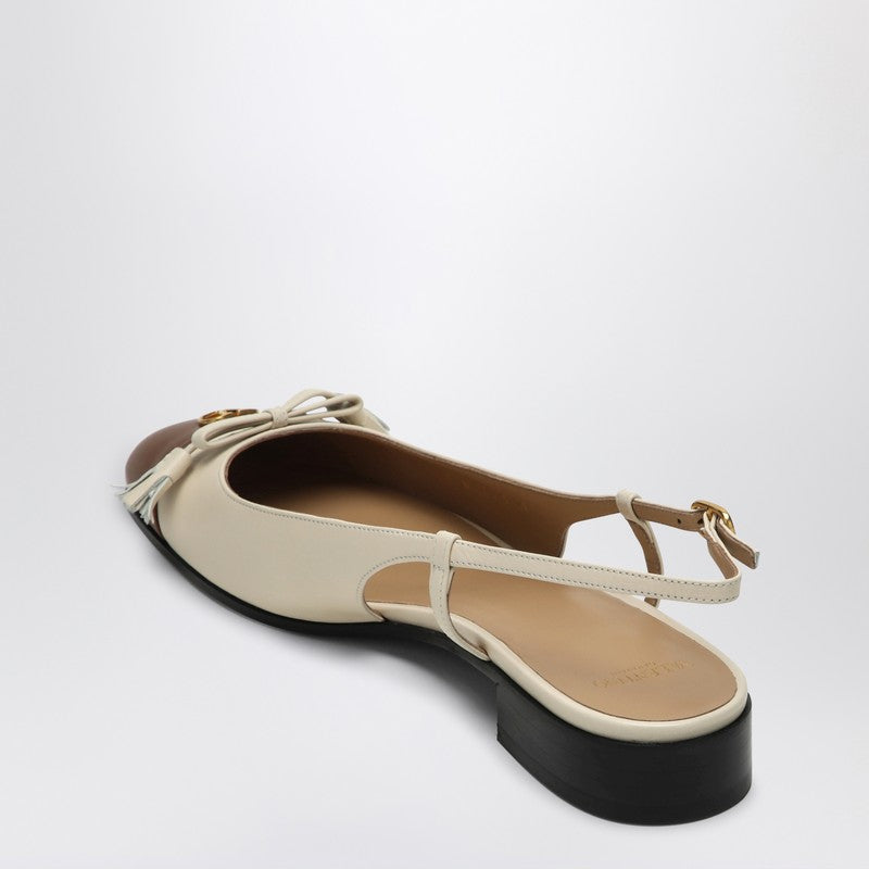 Valentino バター/タバコのバレンティーノガラヴァニバレットデュロイスリングバックバレリーナフラット - Image 3