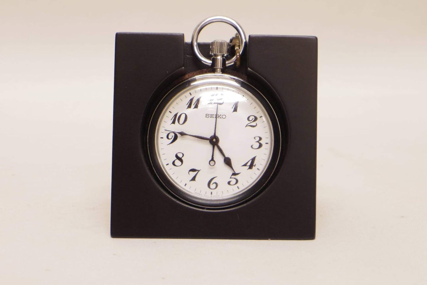 Non-standard mail shipping, Railway Watch Stand (small), Mahogany Deep Stain Urethane Matte, Synthetic Leather Cushion, Width 2.9 inches (73 mm), Storage Hole Diameter 2.1 inches (53 mm), Depth 0.8