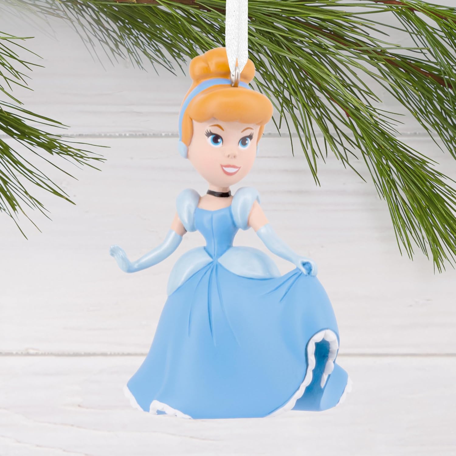 Hallmark Disney Princess Cenicienta - Adorno de Navidad estilizado, regalos para fanáticos de Disney