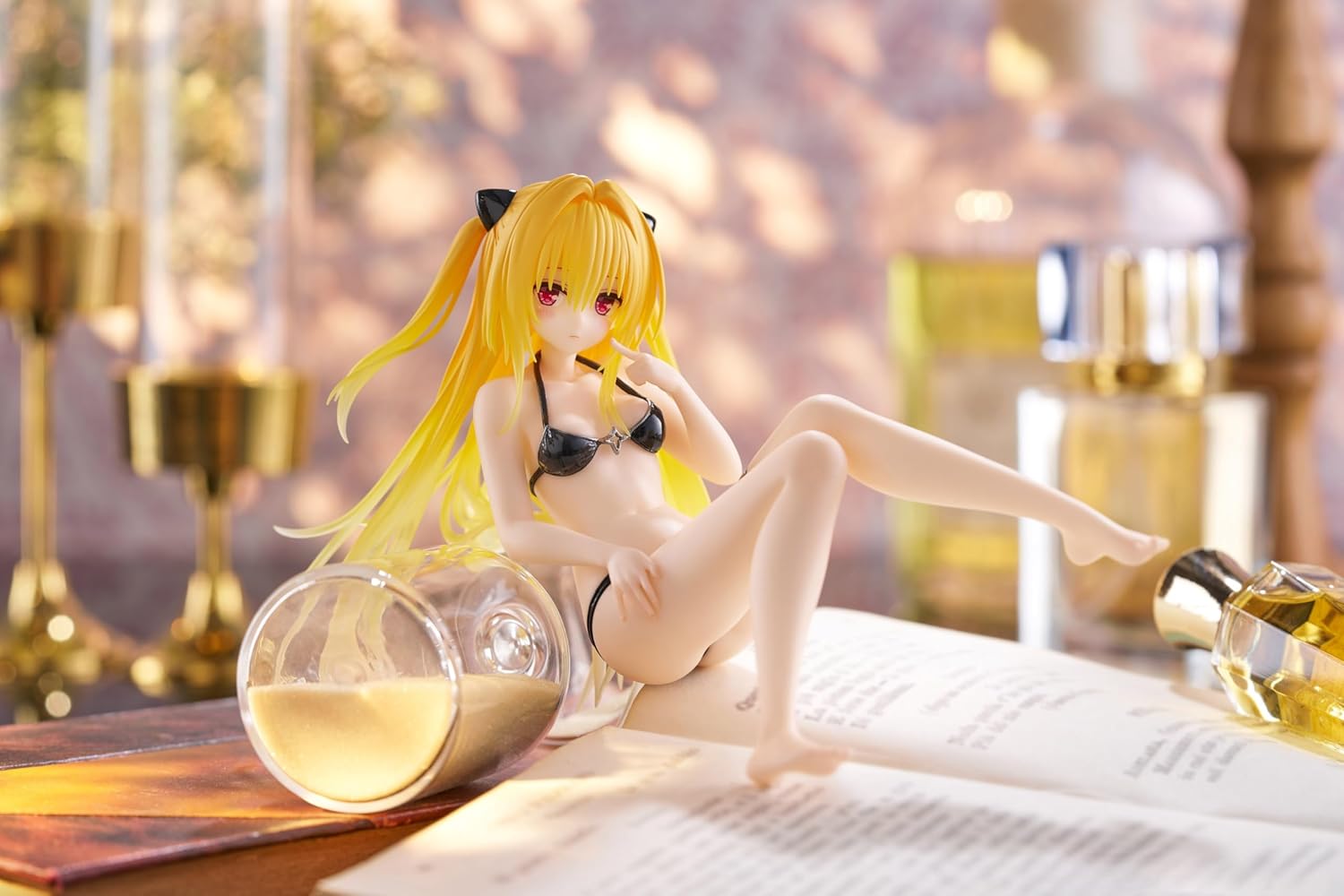 To Love Ru Darkness Aqua Float Girls Figurine Golden Darkness