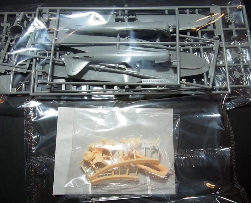 Barchetta 1/72 Strike Witches Miyafuji Yoshika Zero Type Fighter 22 Type [Hasegawa Limited Edition]