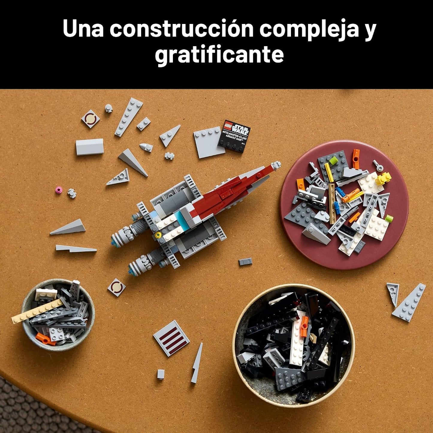 LEGO Star Wars Juego de construcción de nave de asalto clase Acclamator para adultos - Set de coleccionables de Star Wars con soporte de exhibición - Kit de construcción con 450 piezas - 75404