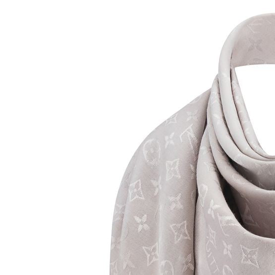 LOUIS VUITTON Monogram Classic Shawl - Image 3
