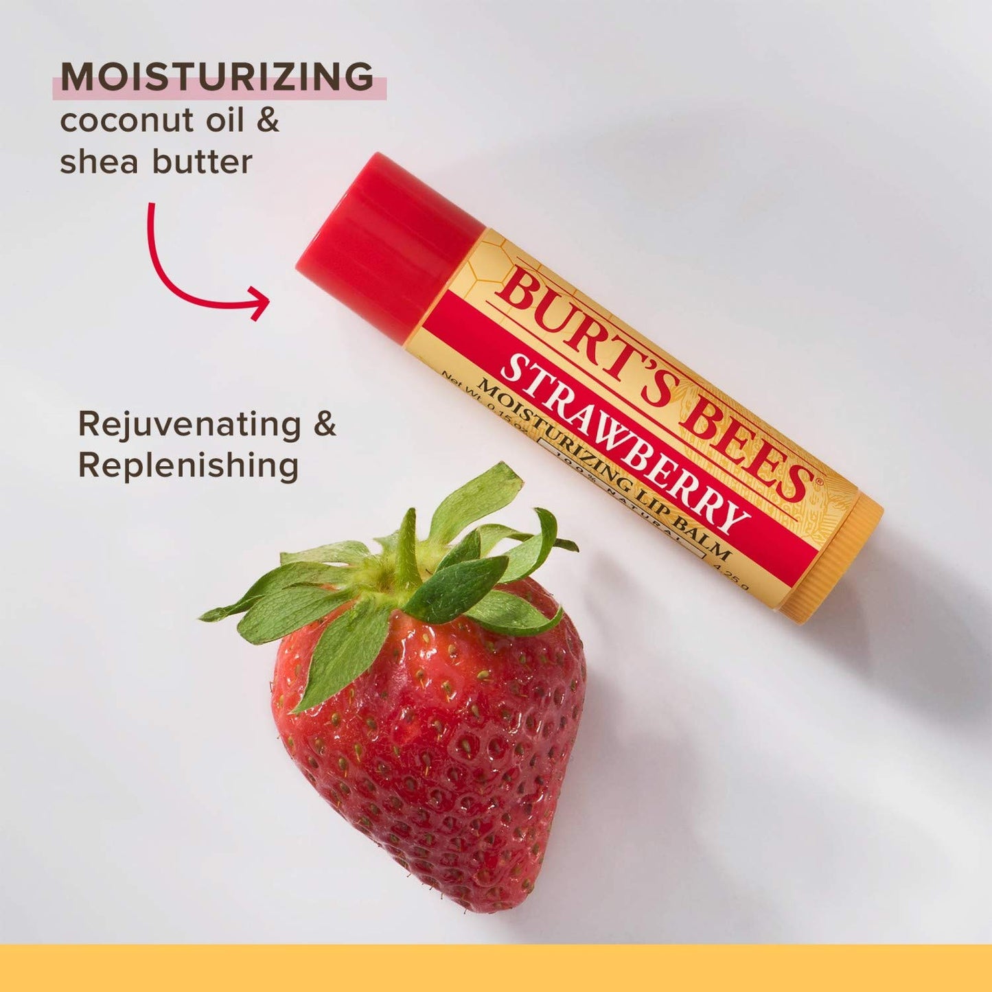 Burt's Bees - Bálsamo labial hidratante 100 % natural, fresa con cera de abejas y extractos de frutas, 4 tubos