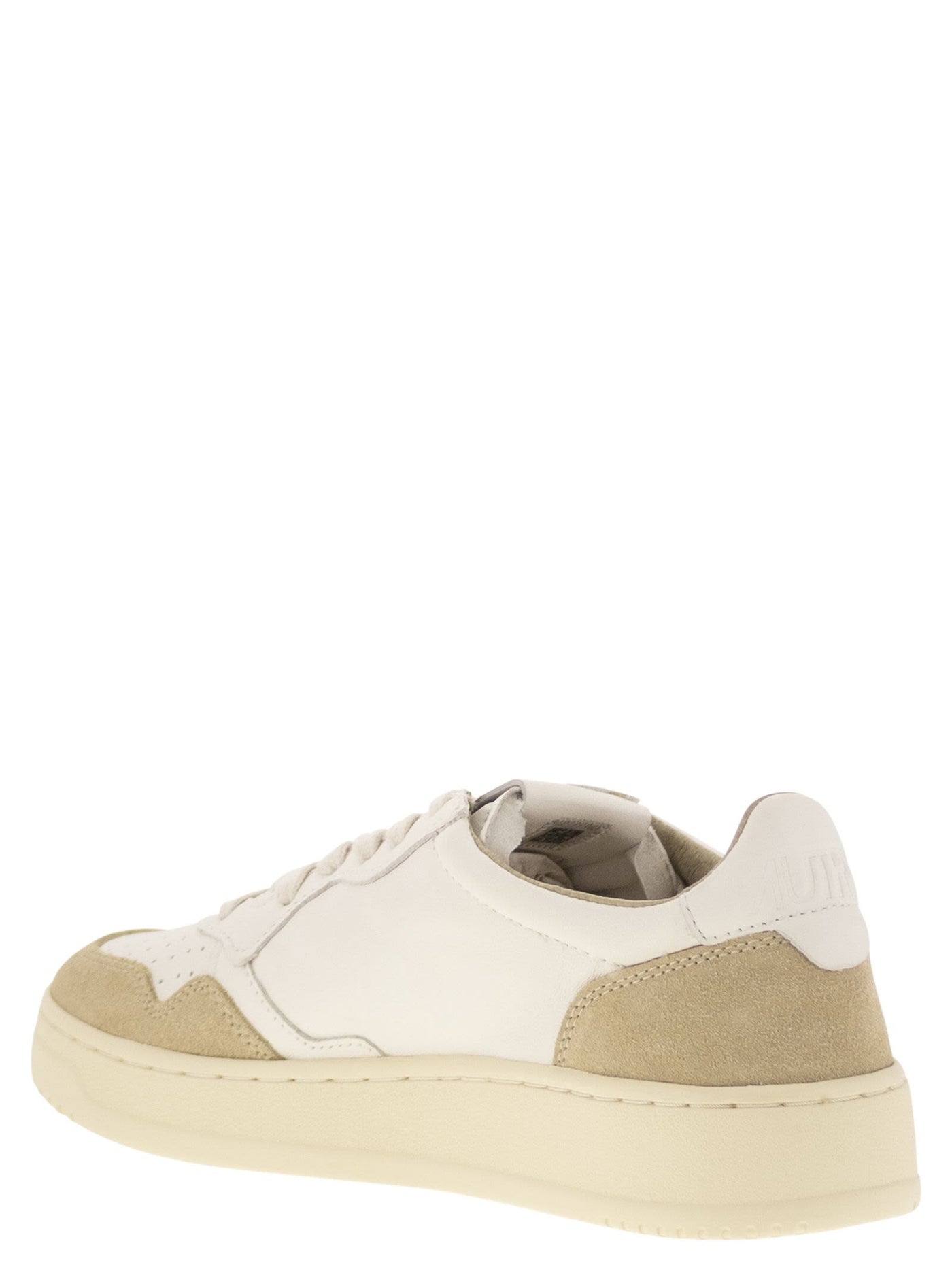 Autry Medalist Low Two Tone Leather Sneakers - Image 3