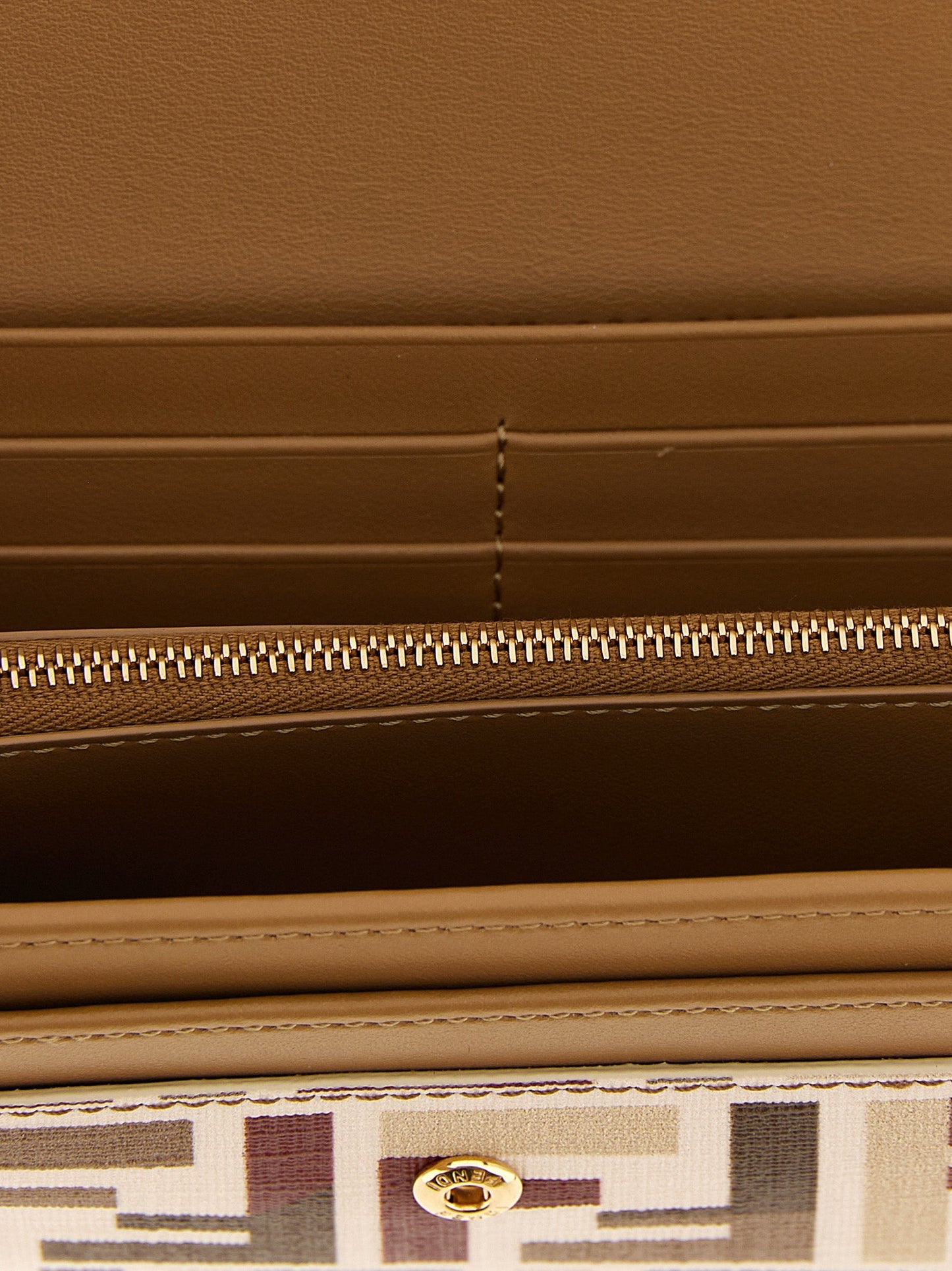Fendi 'Continental Fendi Roma' Wallet On Chain - Image 3