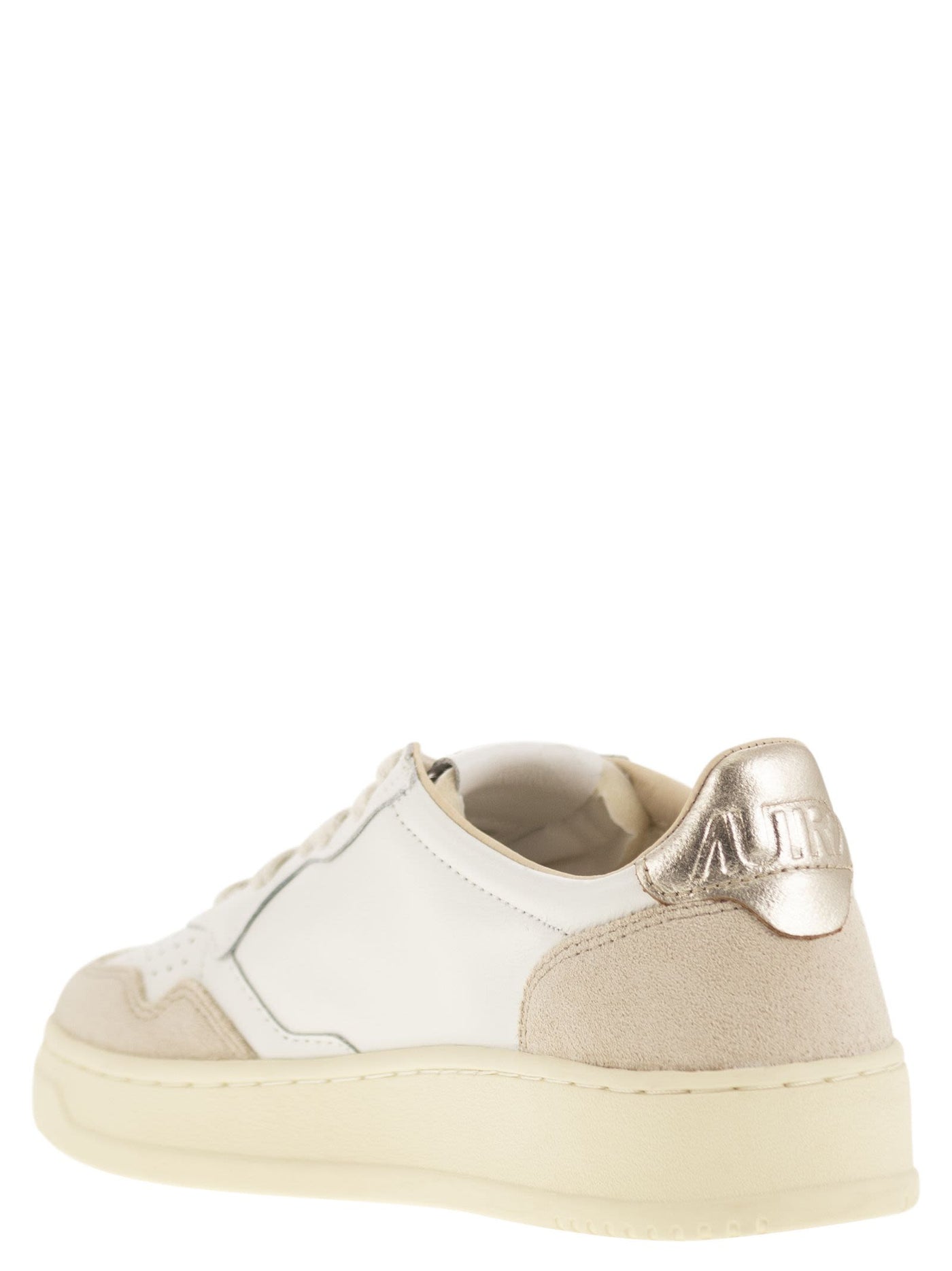 Autry Medalist Low Leather Sneakers - Image 3
