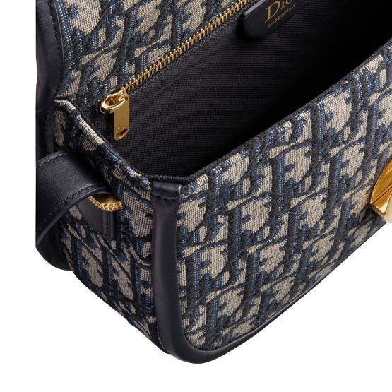 Medium Dior Médaillon Flap Bag - Image 3