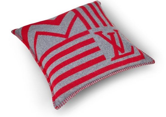 LOUIS VUITTON LV Summit Cushion - Image 3